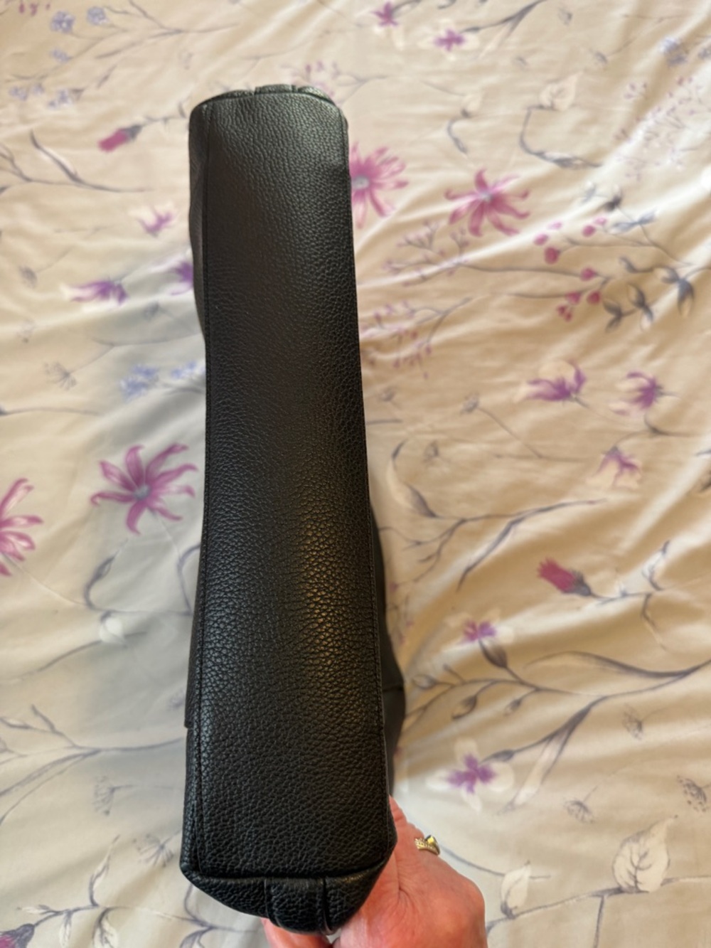 Coach Black Leather Hobo Shoulder Bag with Gold Logo wristlet included - Picture 4 of 6